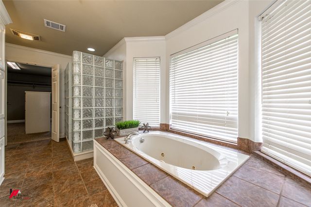 339 Hunters Hollow, Bossier City, LA 71111