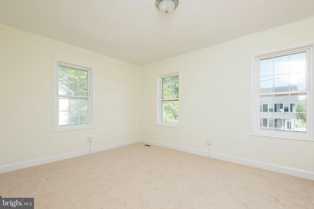 448 BROAD ST, Oxford, PA 19363
