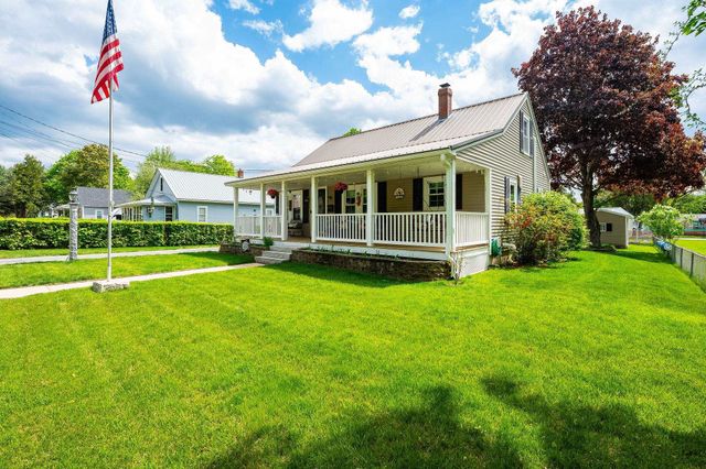 25 Adams Avenue, Rochester, NH 03867