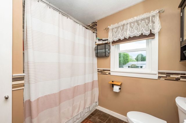 25 Adams Avenue, Rochester, NH 03867