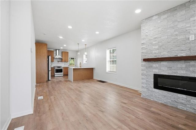 4529 Wyoming Street, Kansas City, MO 64111