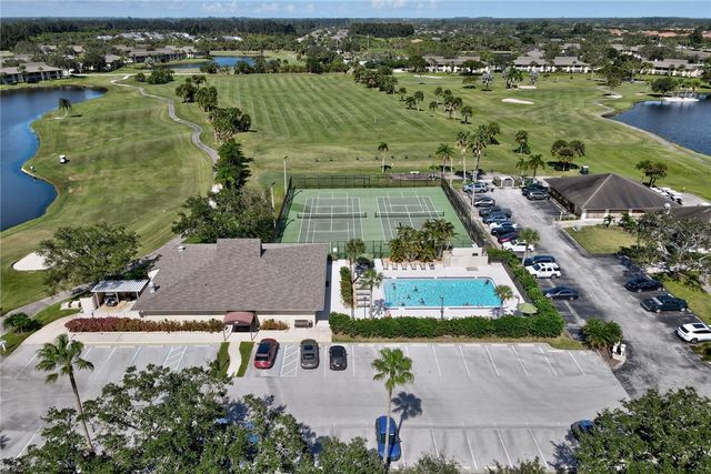 31 Plantation Drive 203, Vero Beach, FL 32966
