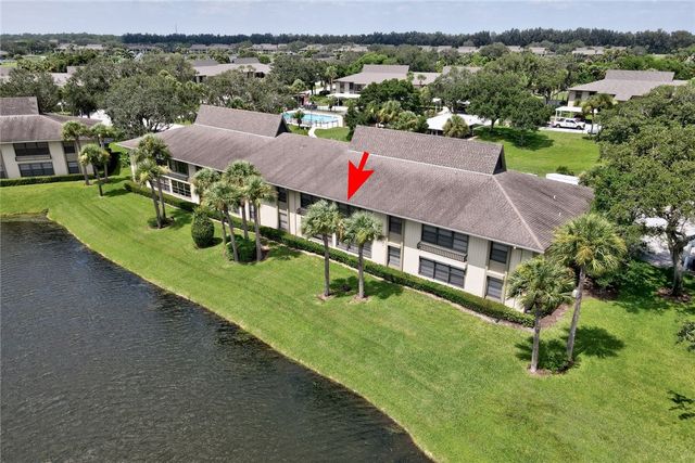 31 Plantation Drive 203, Vero Beach, FL 32966