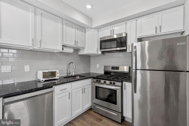 507 CHRISTIAN ST, Philadelphia, PA 19147