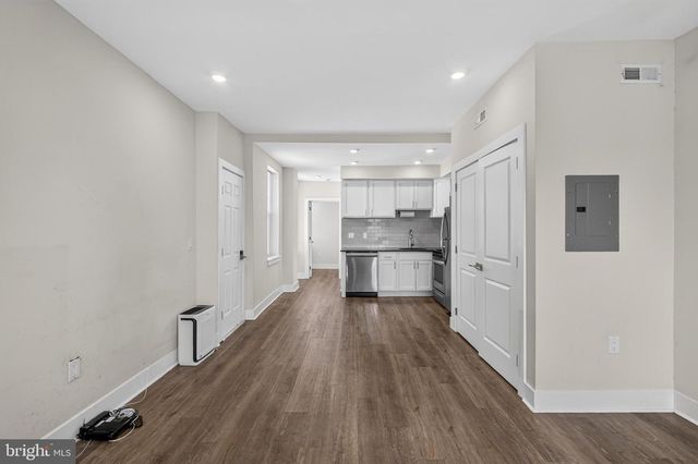 507 CHRISTIAN ST, Philadelphia, PA 19147