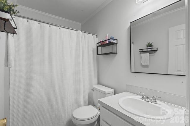 8704 Hornwood Court, Charlotte, NC 28215