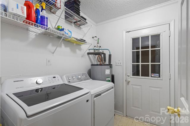 8704 Hornwood Court, Charlotte, NC 28215