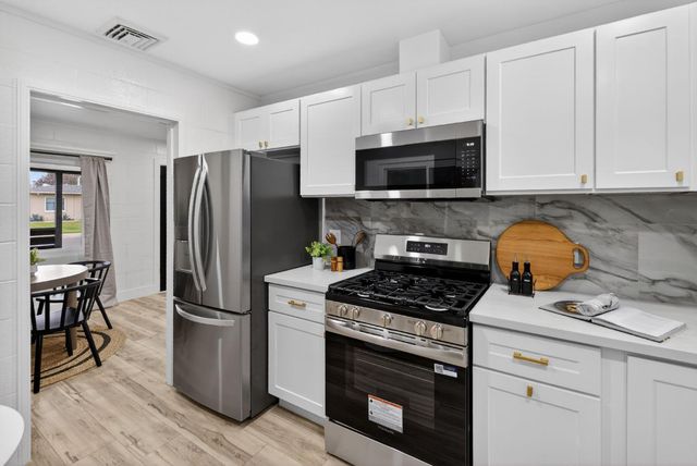 4819 62nd St, Sacramento, CA 95820