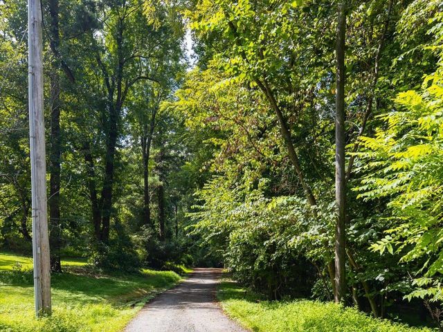 188 Cherokee Drive, Chapel Hill, NC 27517