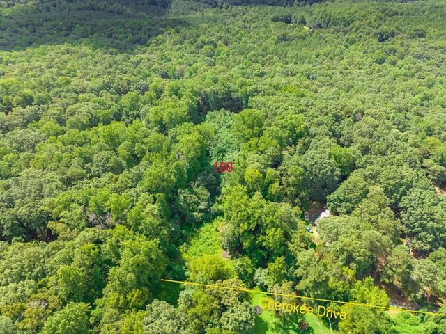 188 Cherokee Drive, Chapel Hill, NC 27517