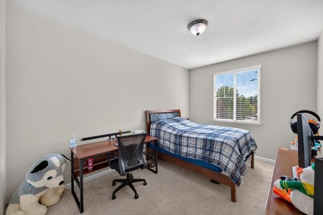 3081 Lassen St, West Sacramento, CA 95691