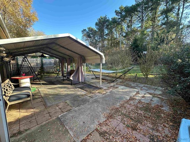 17256 Ferry Road, Athens, AL 35611