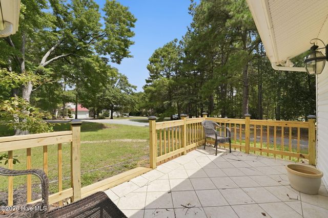 102 Juniper Court, West End, NC 27376