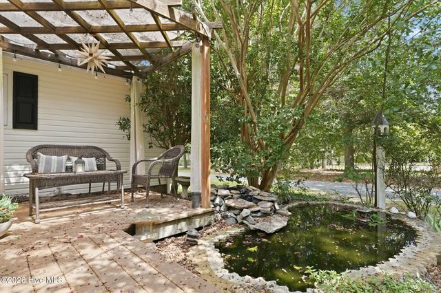 102 Juniper Court, West End, NC 27376