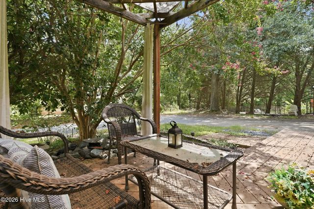 102 Juniper Court, West End, NC 27376