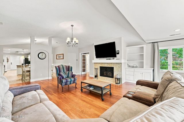 102 Juniper Court, West End, NC 27376