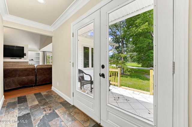 102 Juniper Court, West End, NC 27376