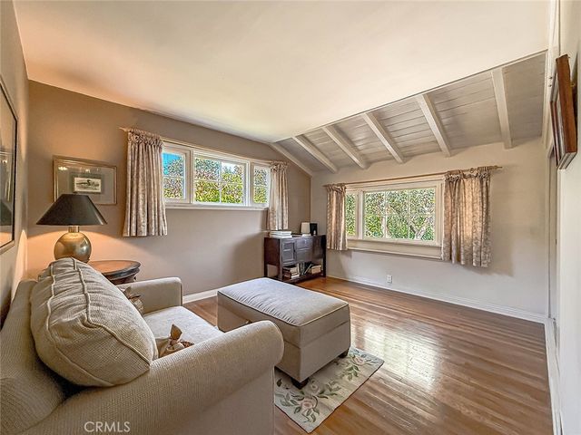 5015 Casa Dr., Tarzana, CA 91356