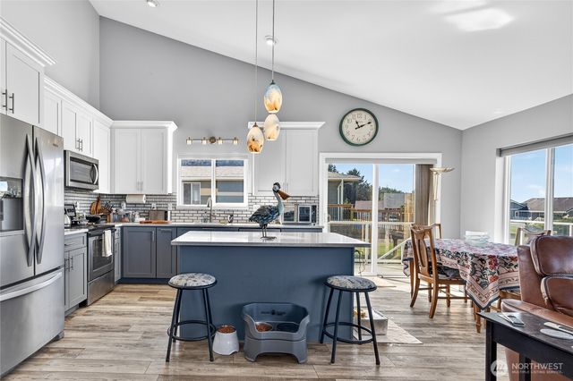 19408 K Place, Long Beach, WA 98631