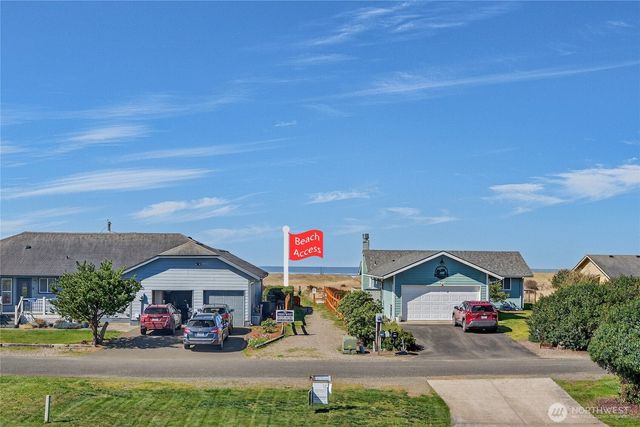 19408 K Place, Long Beach, WA 98631