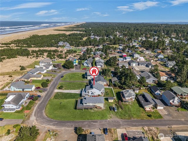 19408 K Place, Long Beach, WA 98631