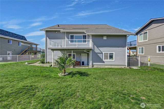 19408 K Place, Long Beach, WA 98631