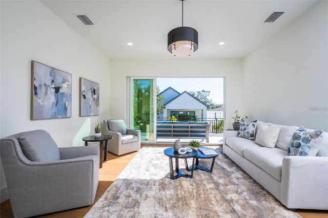 2420 FLOYD STREET, Sarasota, FL 34239