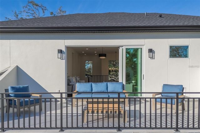 2420 FLOYD STREET, Sarasota, FL 34239
