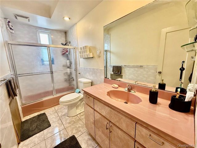 2277 E 28th Street, Brooklyn, NY 11229