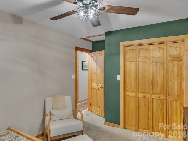 49 Brandywine Road, Waynesville, NC 28786