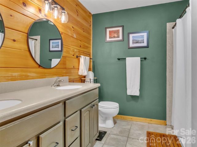 49 Brandywine Road, Waynesville, NC 28786