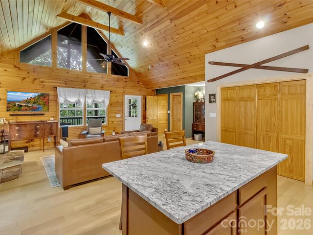 49 Brandywine Road, Waynesville, NC 28786
