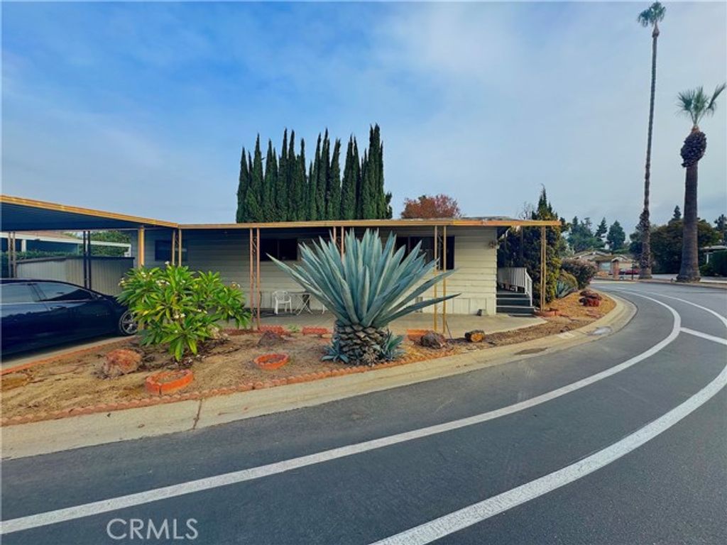 901 6th Avenue 9, Hacienda Heights, CA 91745