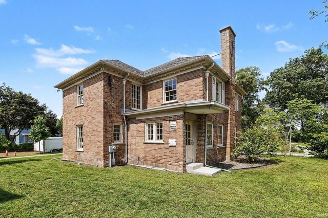 919 Riverside Drive, South Bend, IN 46616