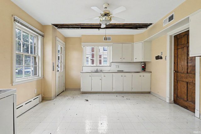 919 Riverside Drive, South Bend, IN 46616