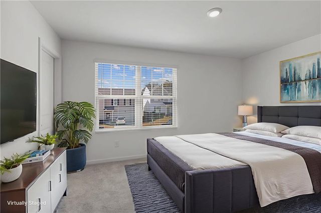 300 Hyde Park, Winder, GA 30680