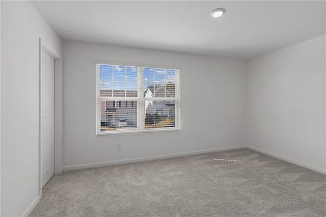 300 Hyde Park, Winder, GA 30680