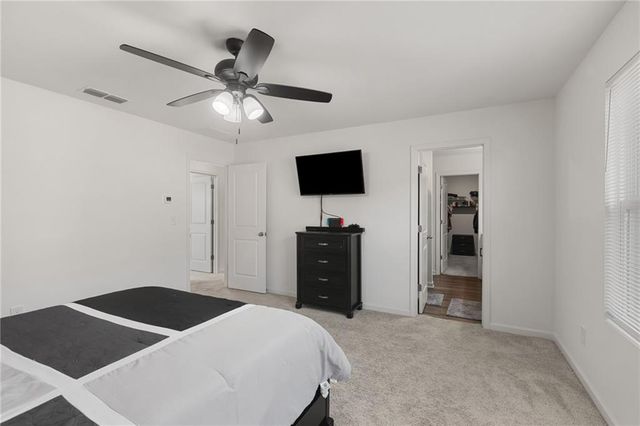 300 Hyde Park, Winder, GA 30680