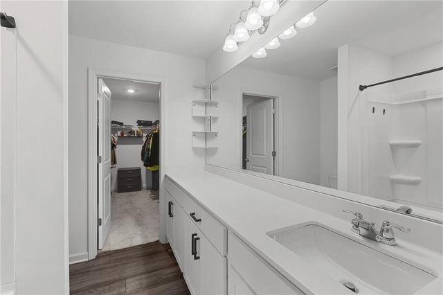 300 Hyde Park, Winder, GA 30680