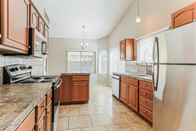 1033 N NIELSON Street, Gilbert, AZ 85234