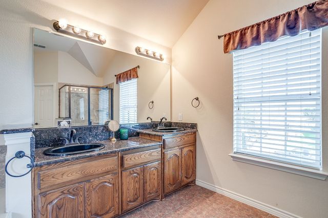 6025 Bee Balm Drive, Fort Worth, TX 76123