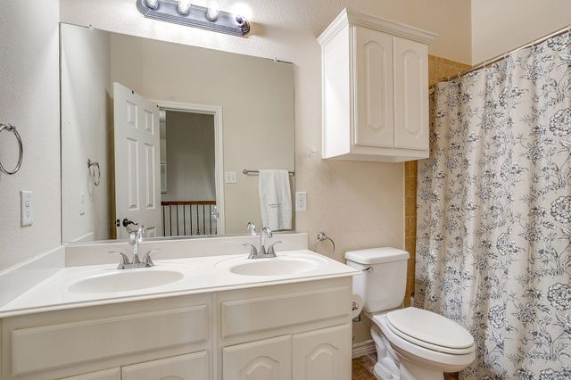 6025 Bee Balm Drive, Fort Worth, TX 76123