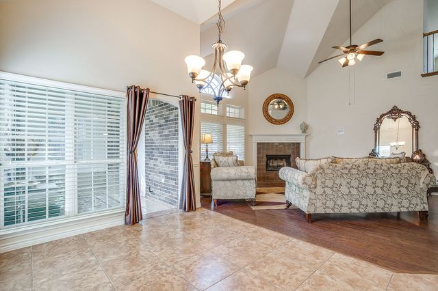 6025 Bee Balm Drive, Fort Worth, TX 76123