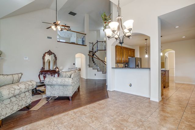 6025 Bee Balm Drive, Fort Worth, TX 76123
