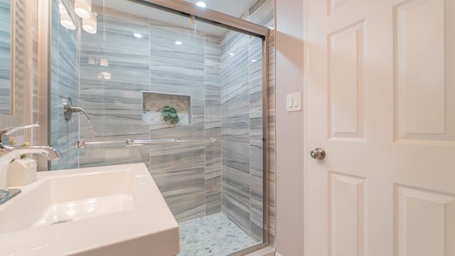 4044 Louisiana Street, Gary, IN 46409