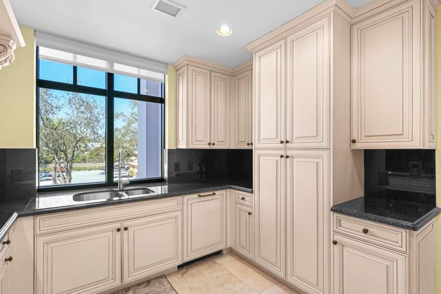 200 E Palmetto Park Road 19, Boca Raton, FL 33432