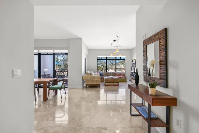 200 E Palmetto Park Road 19, Boca Raton, FL 33432