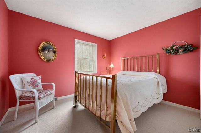 9211 Grange Hill Road, New Hartford, NY 13413