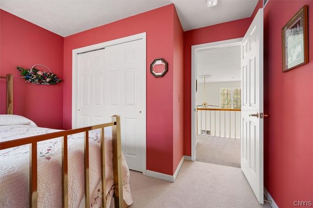 9211 Grange Hill Road, New Hartford, NY 13413