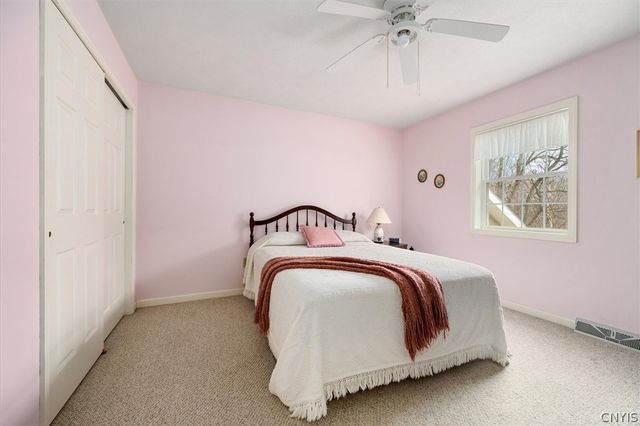 9211 Grange Hill Road, New Hartford, NY 13413
